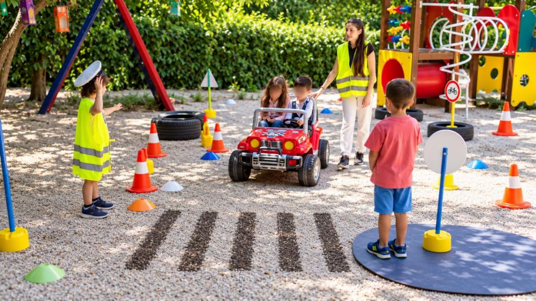 Στιγμιότυπο από τη ζωή στο Τρενάκι 8